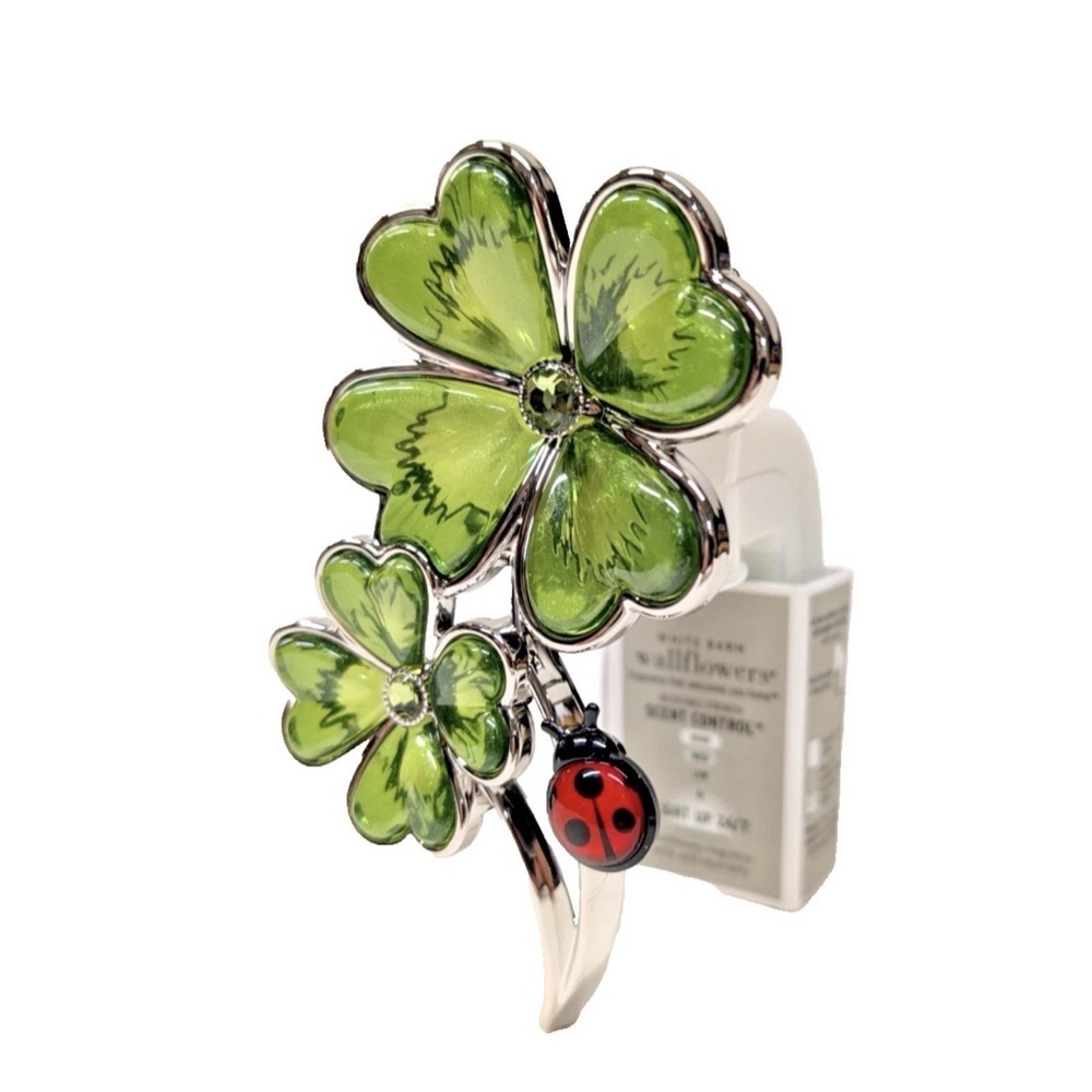 Bath Body Works FOUR LEAF CLOVER SHAMROCK & LADYBUG Wallflower Nightlight Plug